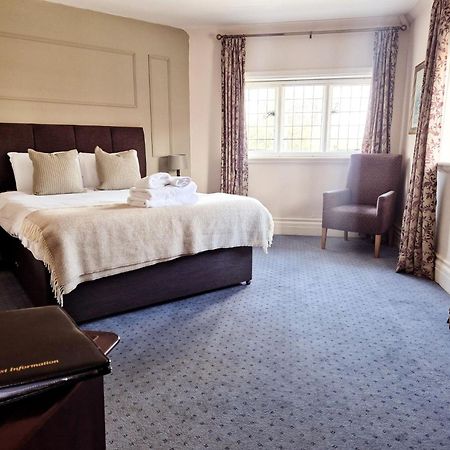 The Devil'S Punchbowl Hotel Hindhead Esterno foto