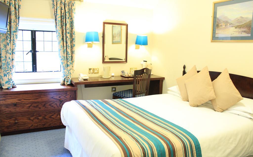 The Devil'S Punchbowl Hotel Hindhead Esterno foto